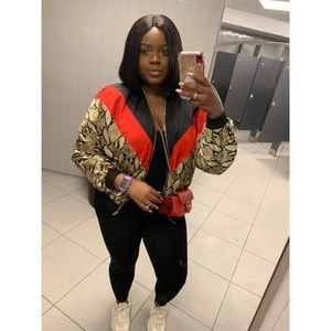 Meet your Posher, Carla